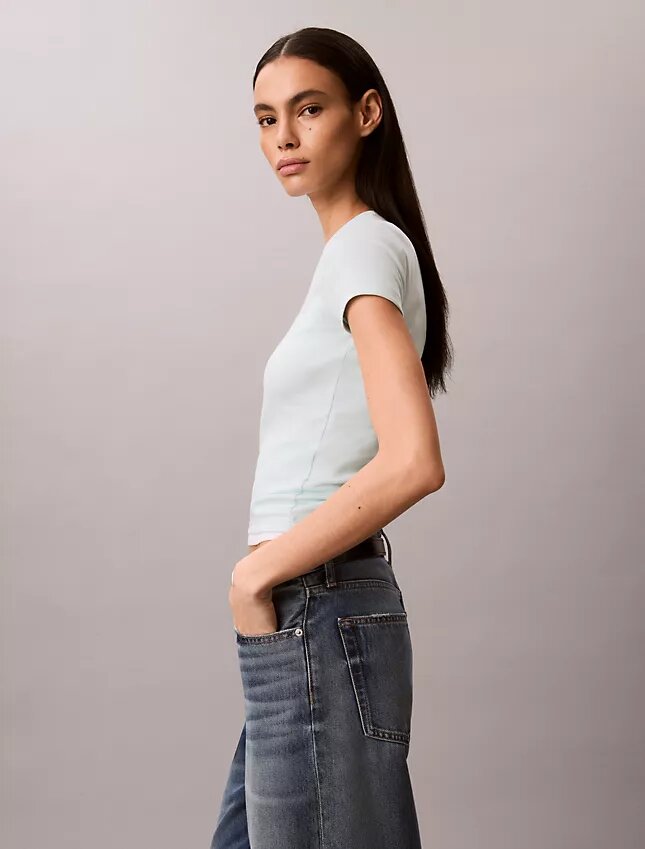 Tricou slim cu logo grafic și nervuri Tricou slim cu logo grafic și nervuri