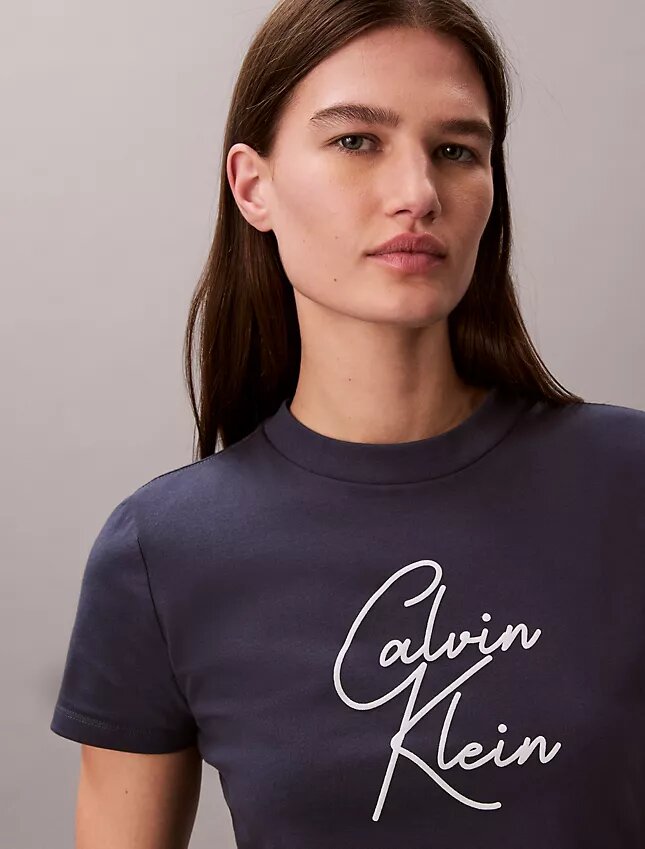 Tricou slim cu logo tipărit în relief Tricou slim cu logo tipărit în relief