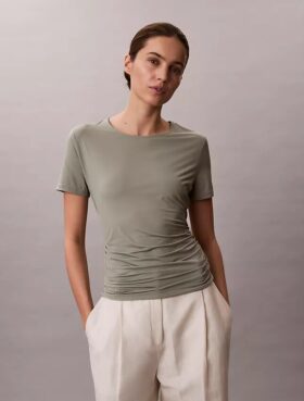Tricou slim cu volane