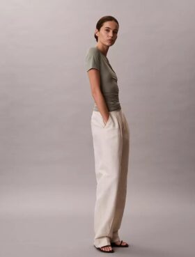 Tricou slim cu volane