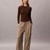 Tricou slim din nailon elastic Tricou slim din nailon elastic