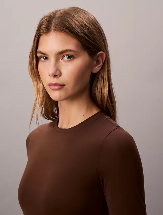 Tricou slim din nailon elastic Tricou slim din nailon elastic