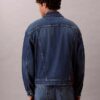 Trucker Jacket din denim în stilul anilor ’90 Trucker Jacket din denim în stilul anilor ’90