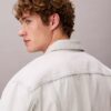 Trucker Jacket din denim în stilul anilor ’90 Trucker Jacket din denim în stilul anilor ’90