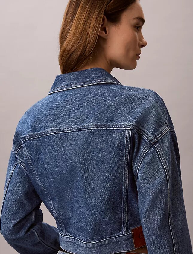 Trucker Jacket scurtă din denim Trucker Jacket scurtă din denim